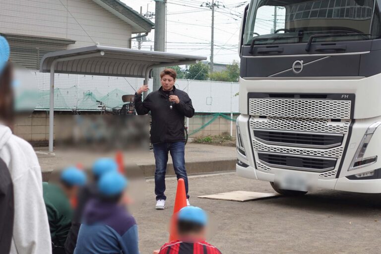 「カッコいい」が未来を創る！学生に物流の魅力を伝えた出張授業レポート【11月13日】